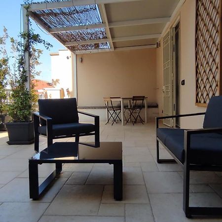 Just Here Apartments - La Terrazza Bari Exterior foto